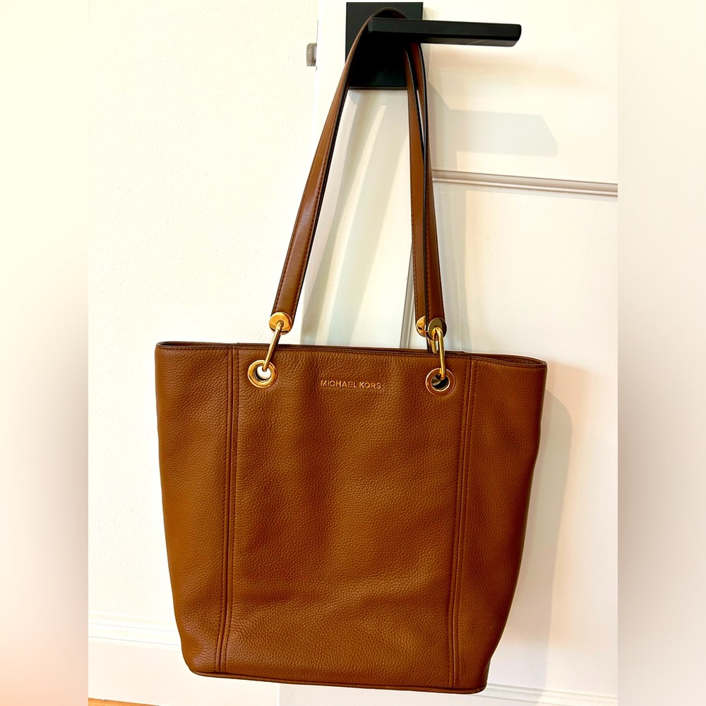 Michael Kors Leather Bag